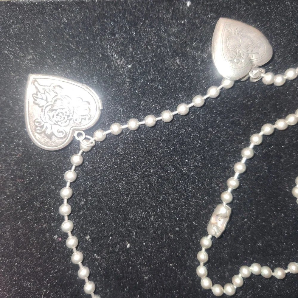 Silver Tone Heart Locket Charm‎ Necklace Beaded Chain Love Rose Engraved